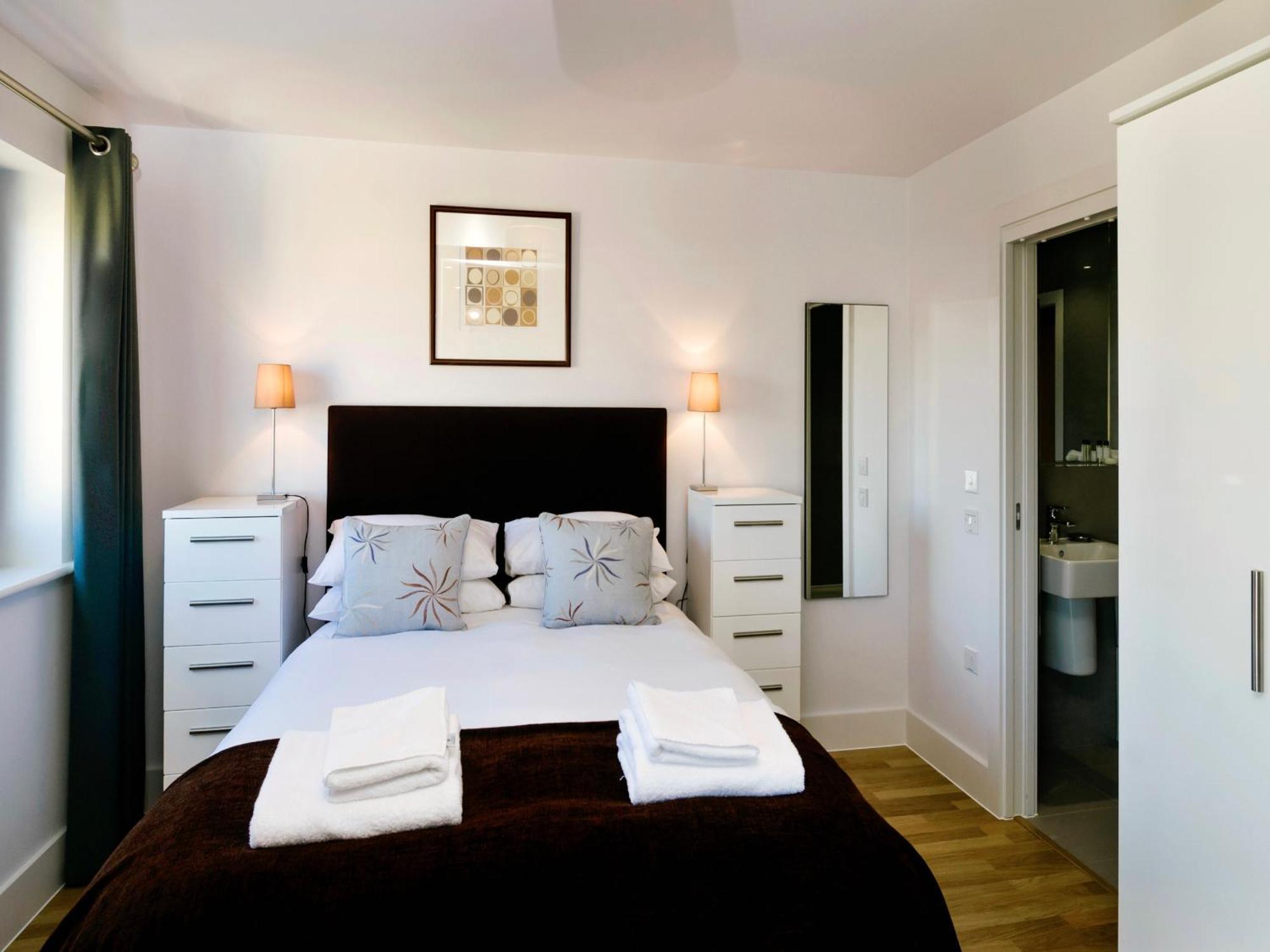 Your Space Apartments - Eden House CBG Εξωτερικό φωτογραφία