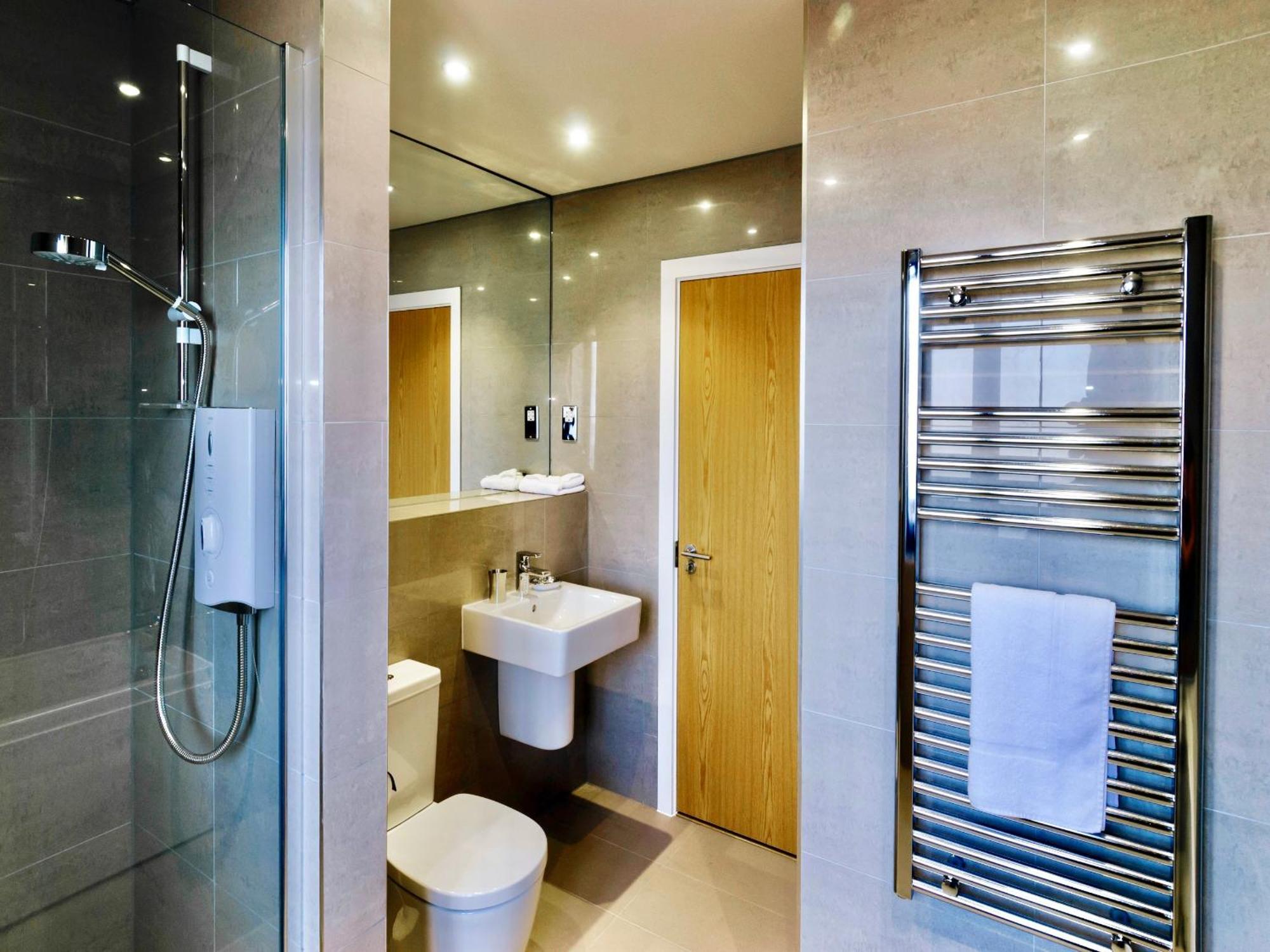 Your Space Apartments - Eden House CBG Εξωτερικό φωτογραφία