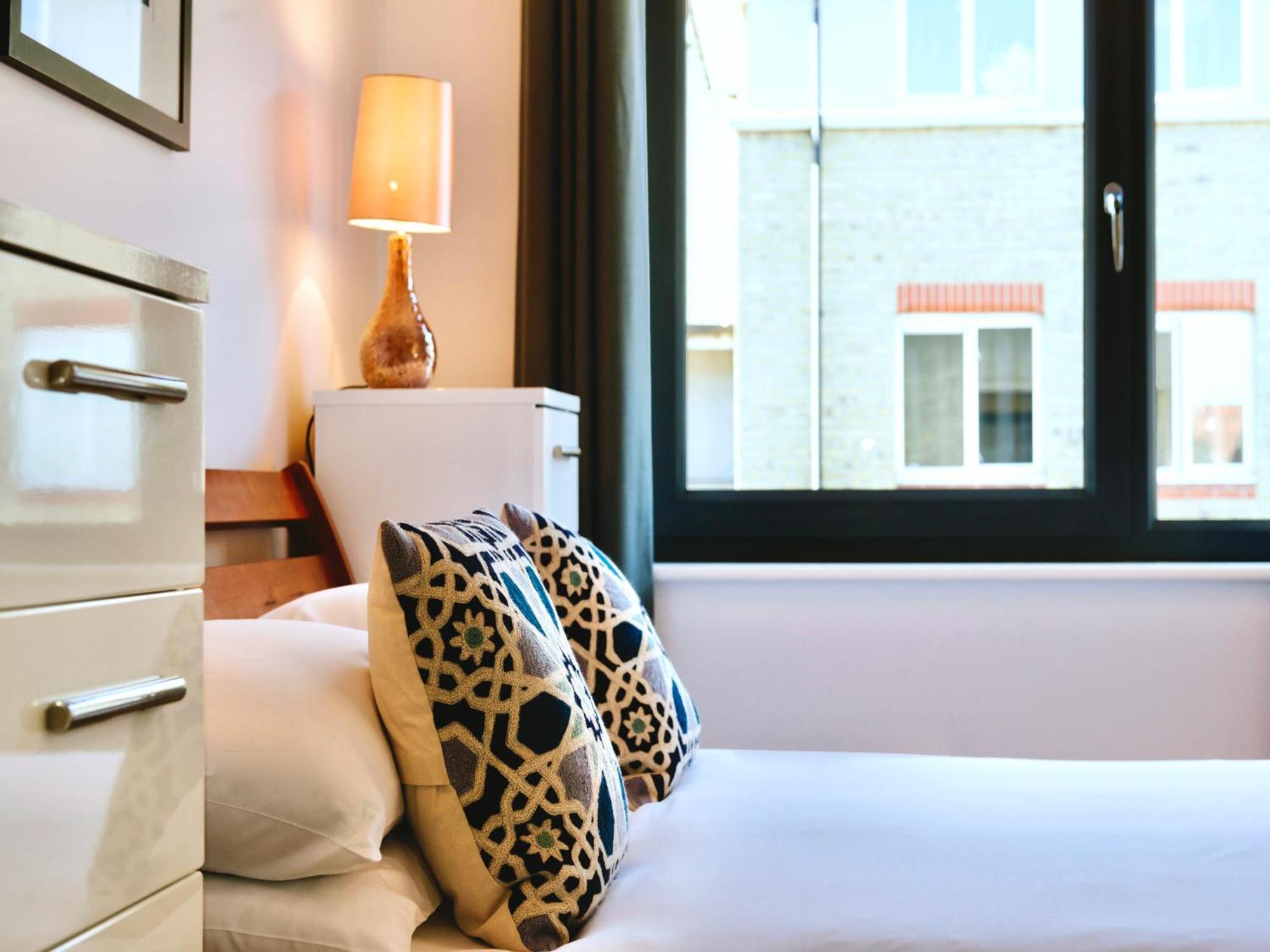 Your Space Apartments - Eden House CBG Εξωτερικό φωτογραφία