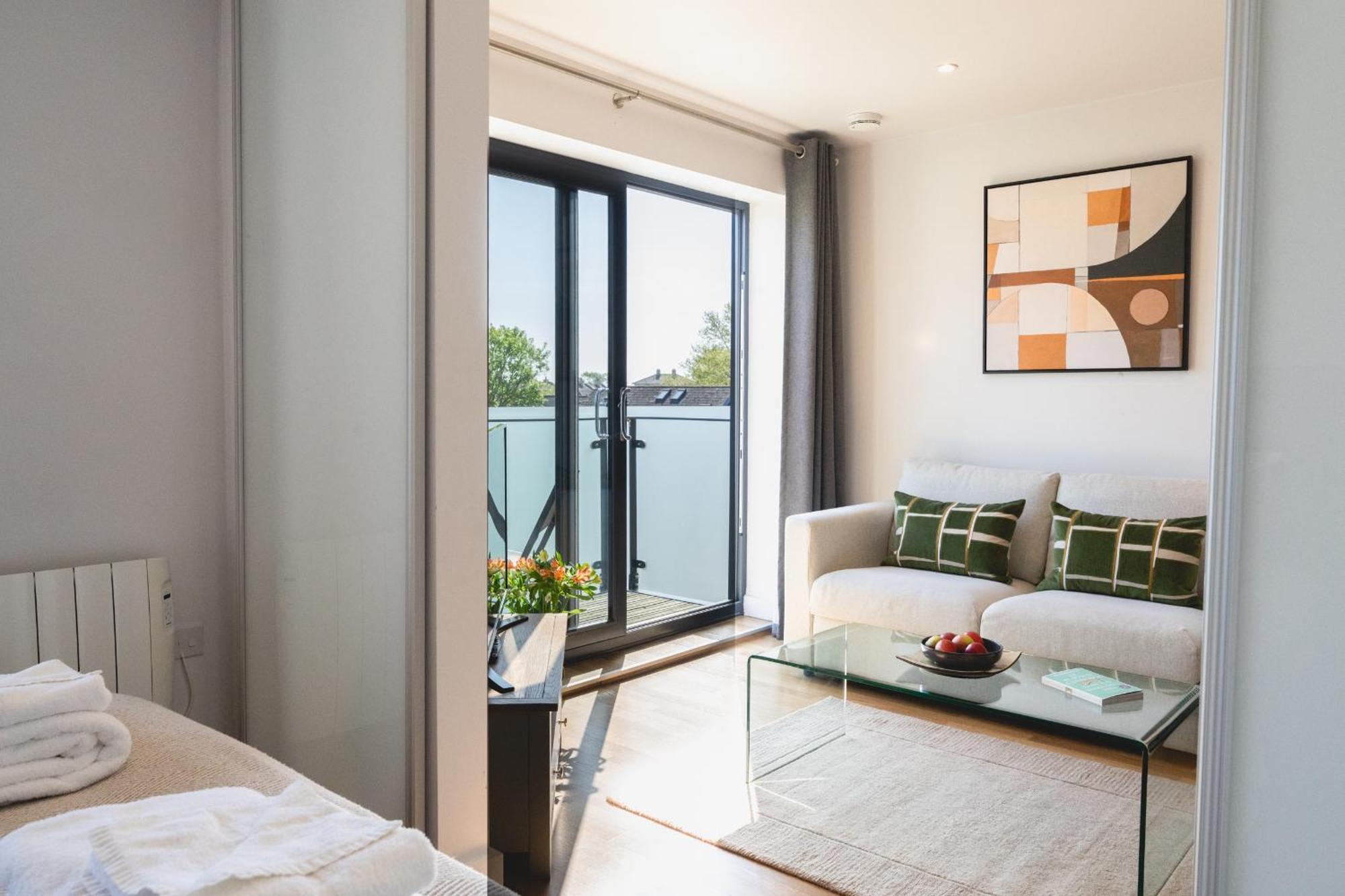 Your Space Apartments - Eden House CBG Εξωτερικό φωτογραφία