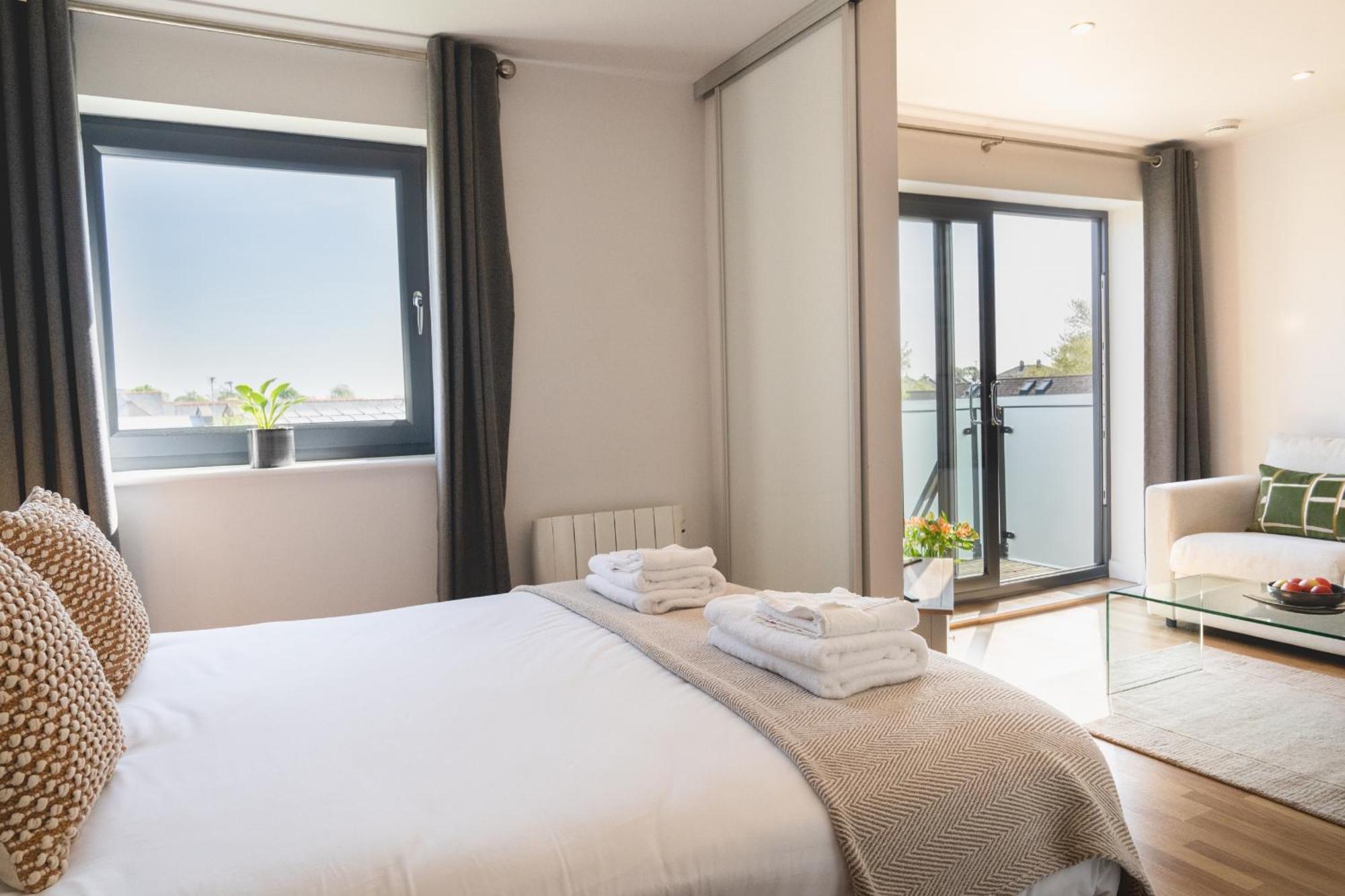 Your Space Apartments - Eden House CBG Εξωτερικό φωτογραφία